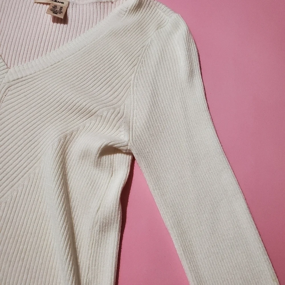 DKNY Jeans Off White Cream Ivory Knit V Neck Sweater - Picture 8 of 12